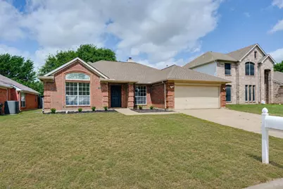6234 St Leonard Drive, Arlington, TX 76001 - Photo 1
