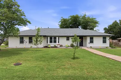 125 Villa Park Drive, Highland Village, TX 75077 - Photo 1