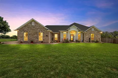 534 Dosher Lane, Woodway, TX 76712 - Photo 1