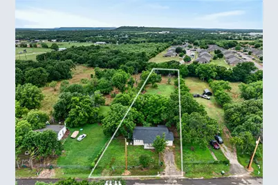 614 SW 15th Avenue, Mineral Wells, TX 76067 - Photo 1