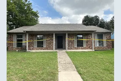 411 Creekmeadow Lane, Lewisville, TX 75067 - Photo 1
