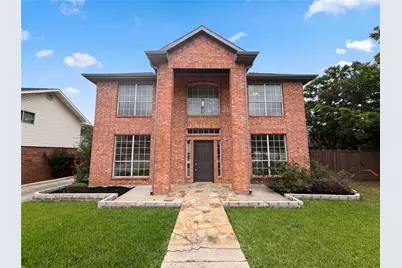 815 Ramblewood Drive, Lewisville, TX 75067 - Photo 1