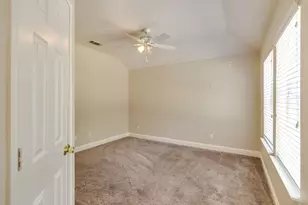 4033 Carver Ct, Irving, TX 75061 - Photo 10