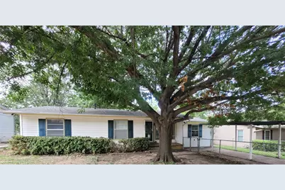 6017 Yeary Street, Lake Worth, TX 76135 - Photo 1