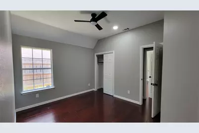 9726 Windy Hollow Drive, Irving, TX 75063 - Photo 14
