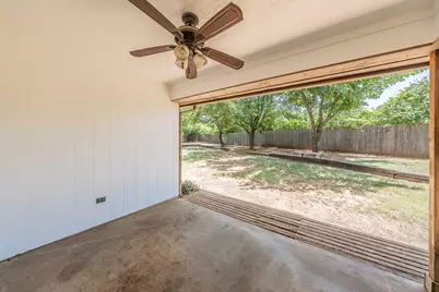 700 Mann Court, Cleburne, TX 76033 - Photo 14