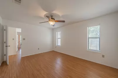 700 Mann Court, Cleburne, TX 76033 - Photo 6