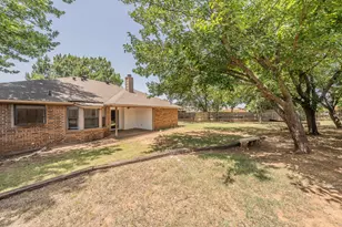 700 Mann Ct, Cleburne, TX 76033 - Photo 18