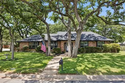 2814 Greenbrook Drive, Arlington, TX 76016 - Photo 1