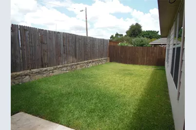 15633 Wheelhorse Trail, Fort Worth, TX 76262 - Photo 4