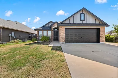 10816 Kestrel Court, Waco, TX 76708 - Photo 1