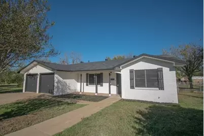 512 Arthur Street, McGregor, TX 76657 - Photo 1