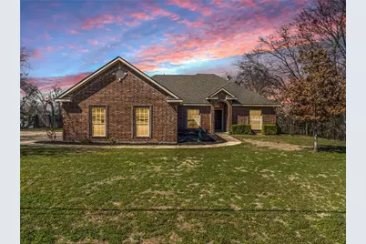 609 N Harrison Street, West, TX 76691 - Photo 1