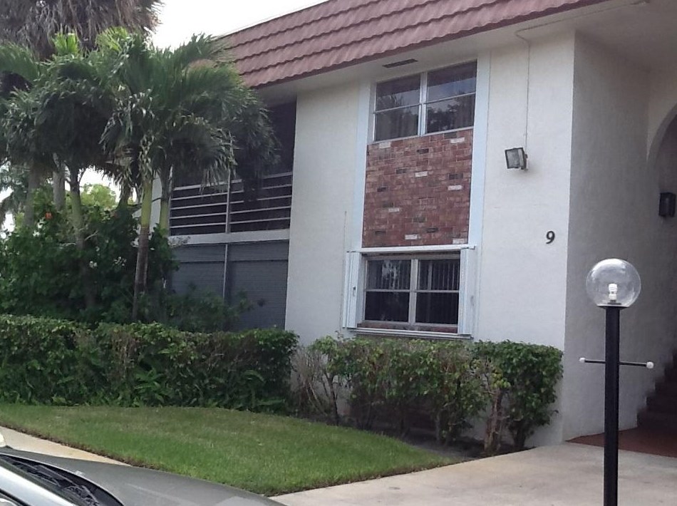 22715 66th Ave, Boca Raton, FL 33428-5324