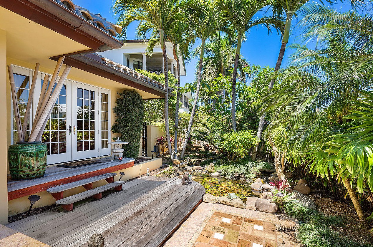 4976 Sanctuary Ln, Boca Raton FL 33431-5211 exterior