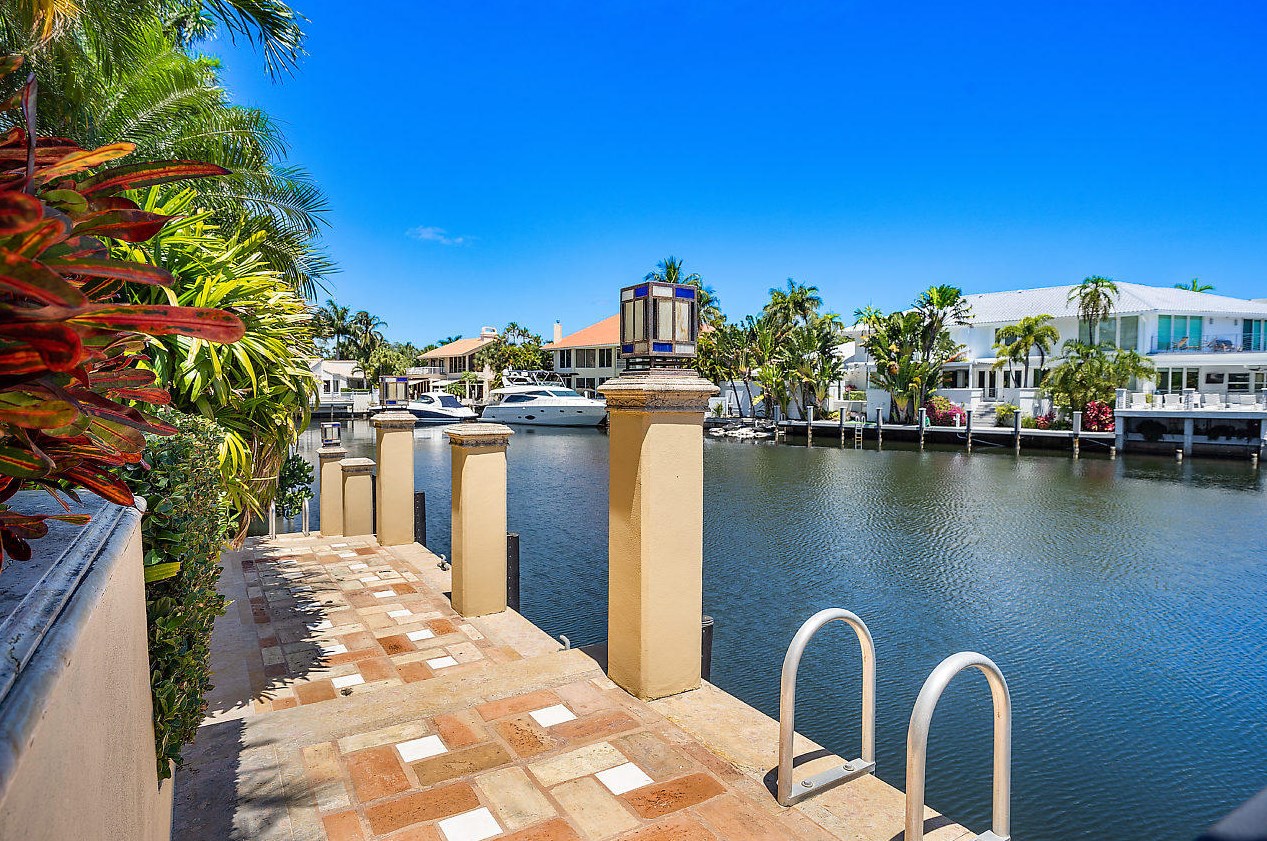 4976 Sanctuary Ln, Boca Raton FL 33431-5211 exterior