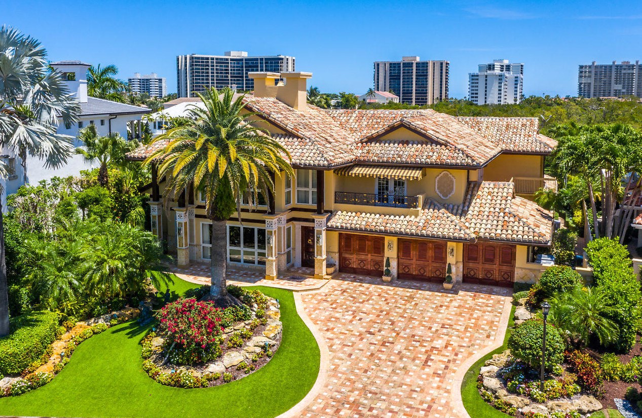 4976 Sanctuary Ln, Boca Raton FL 33431-5211 exterior