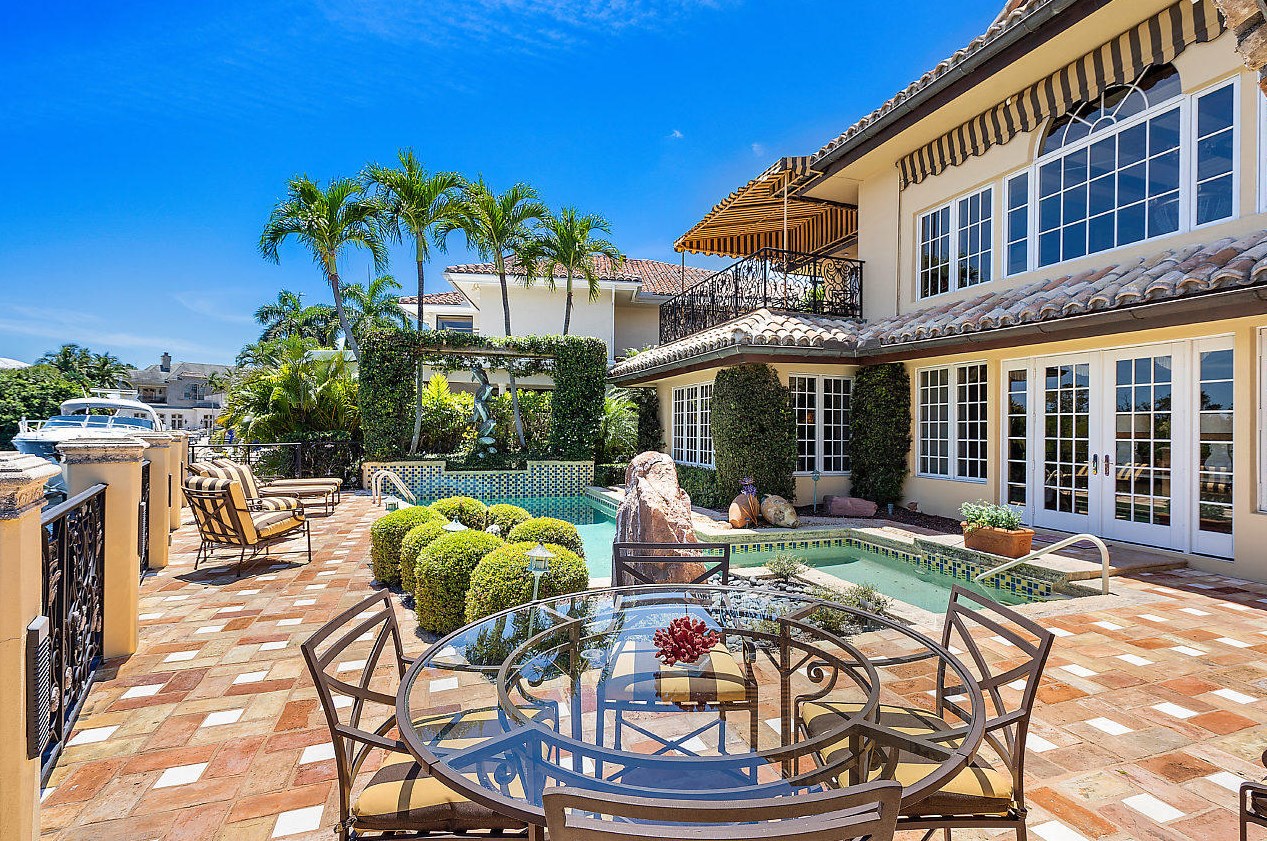 4976 Sanctuary Ln, Boca Raton FL 33431-5211 exterior