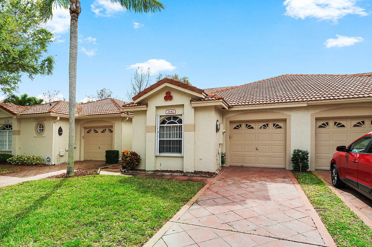 2642 Mango Creek Ln, Boynton Beach, FL 33436-6643