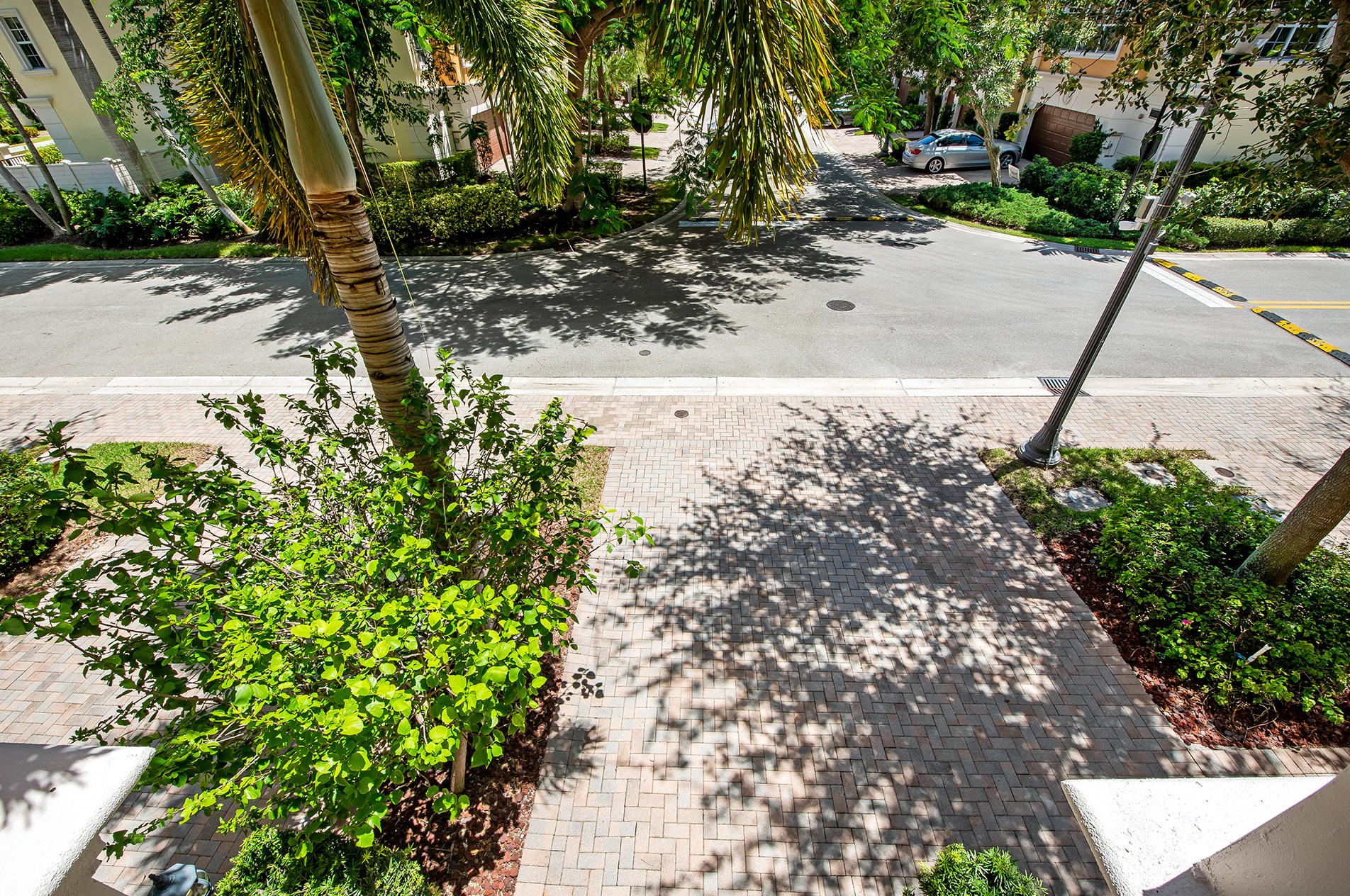 655 Trieste Ln, Boca Raton FL 33487-5202 exterior