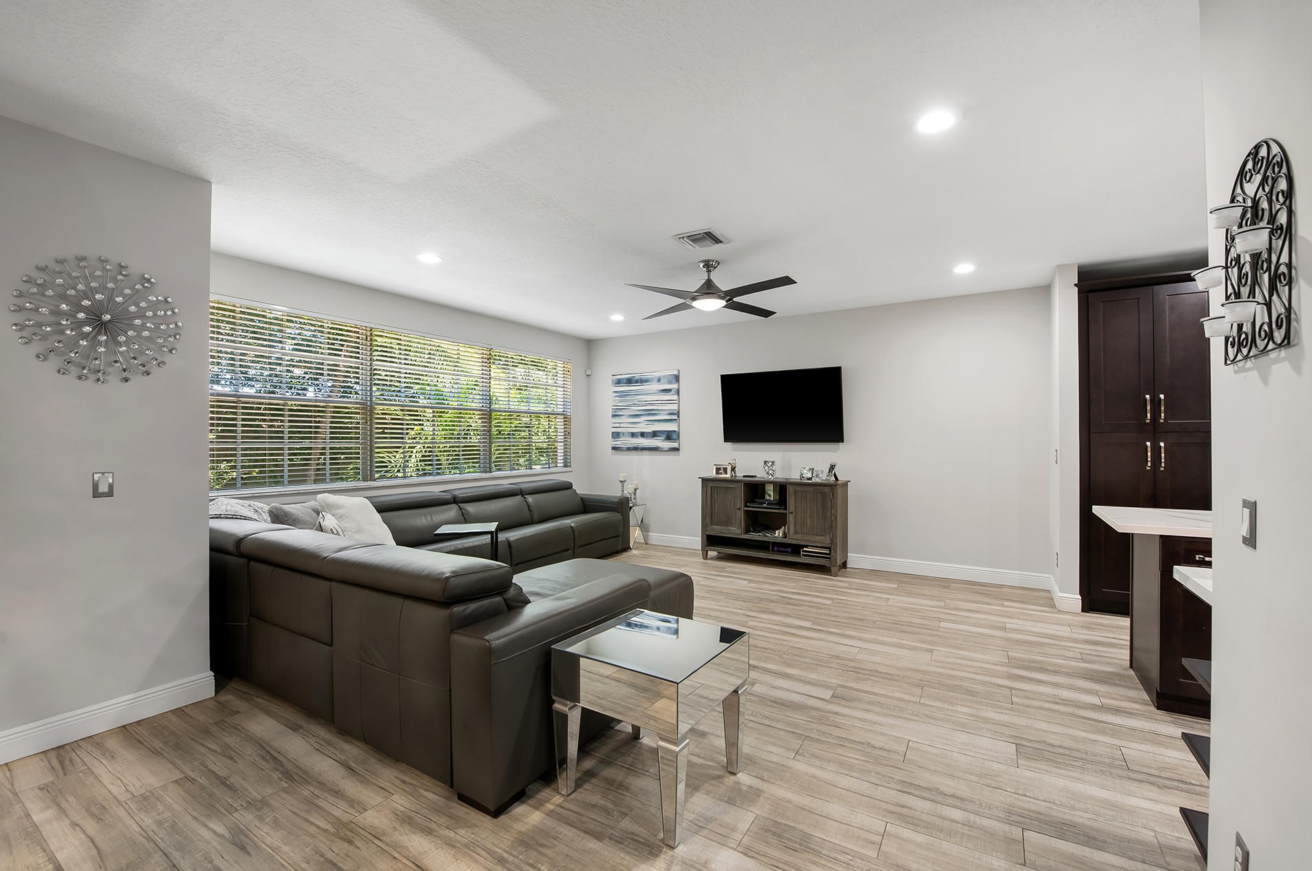 655 Trieste Ln, Boca Raton FL 33487-5202 exterior