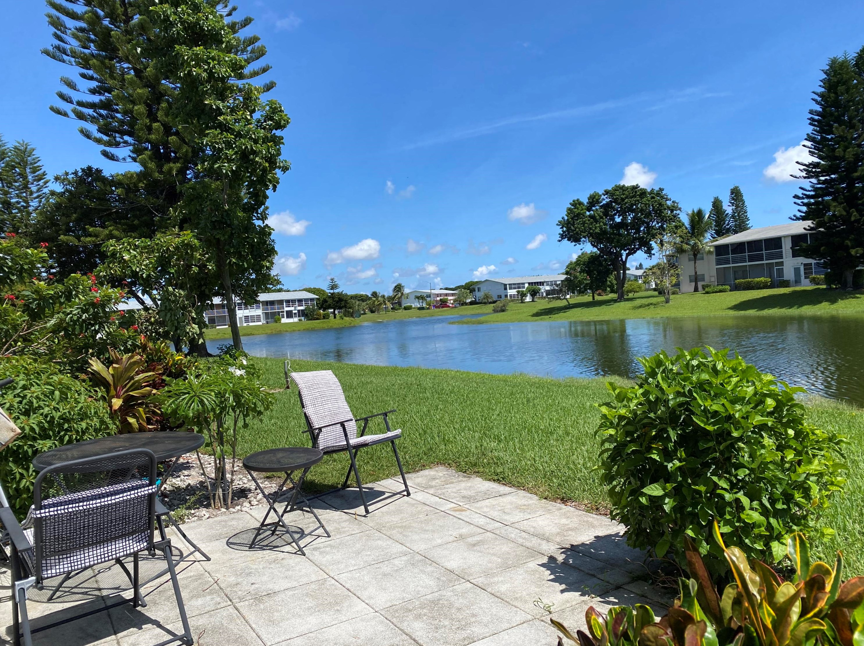 39 Berkshire B, West Palm Beach, FL 33417-2148