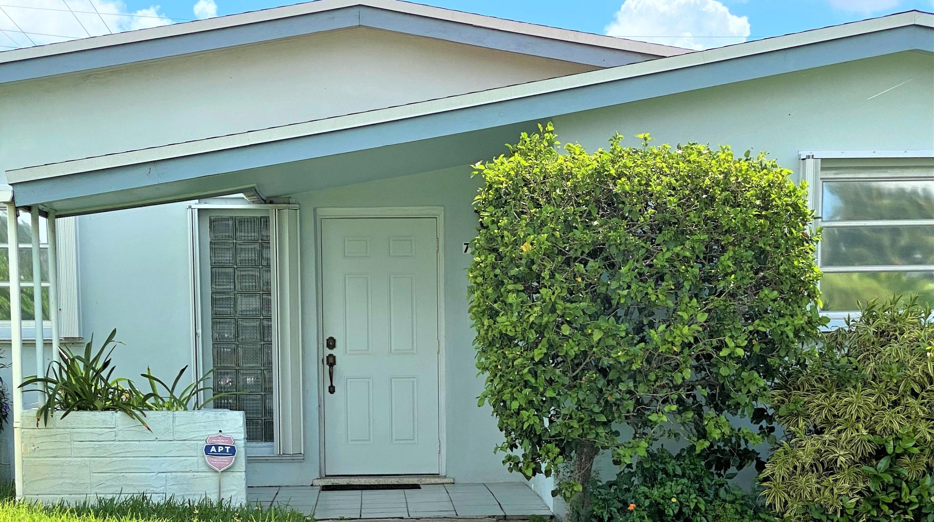 7070 Wilson St, Hollywood, FL 33024-3846