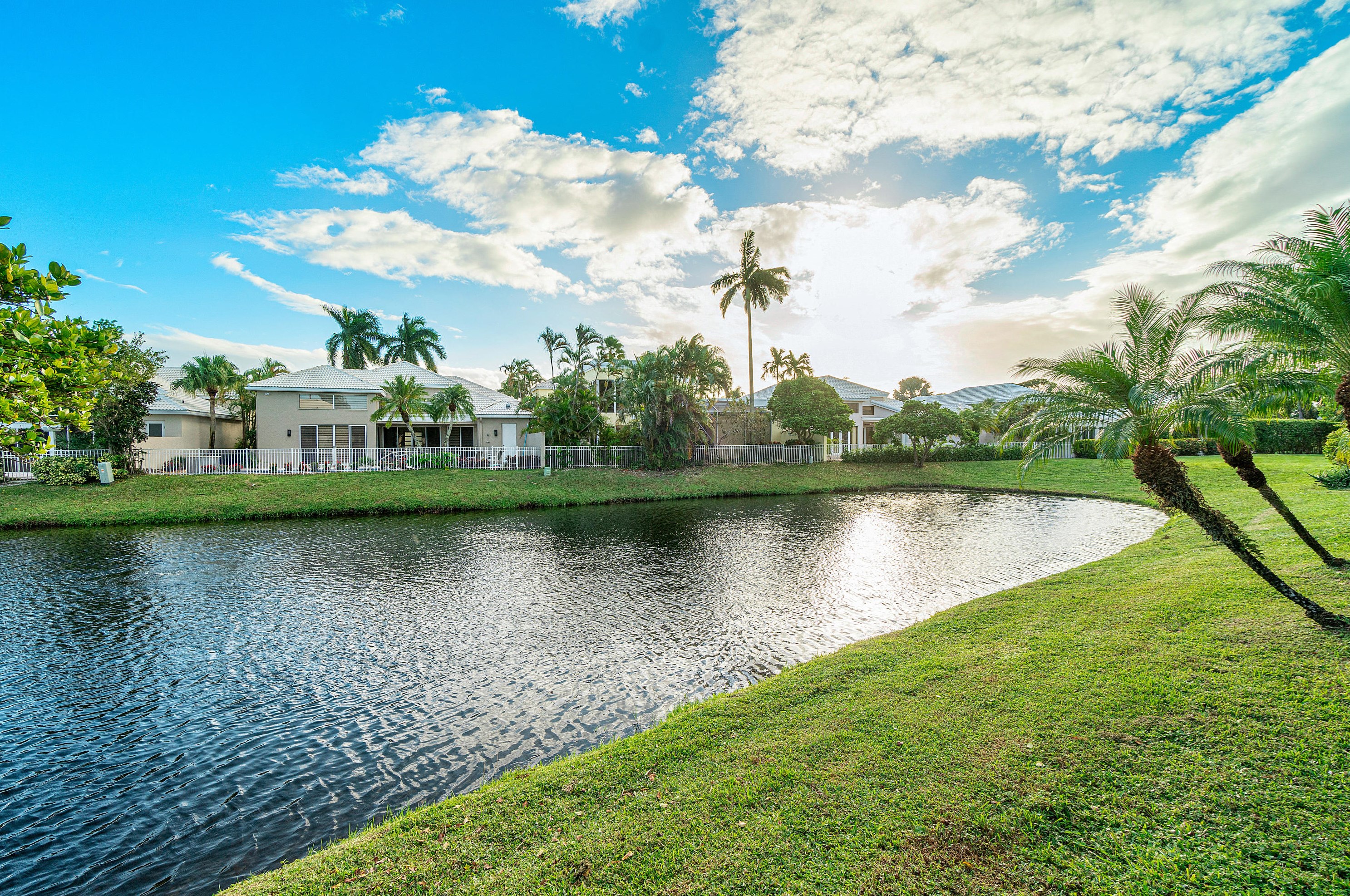 5358 Ascot Bnd, Boca Raton, FL 33496-1605
