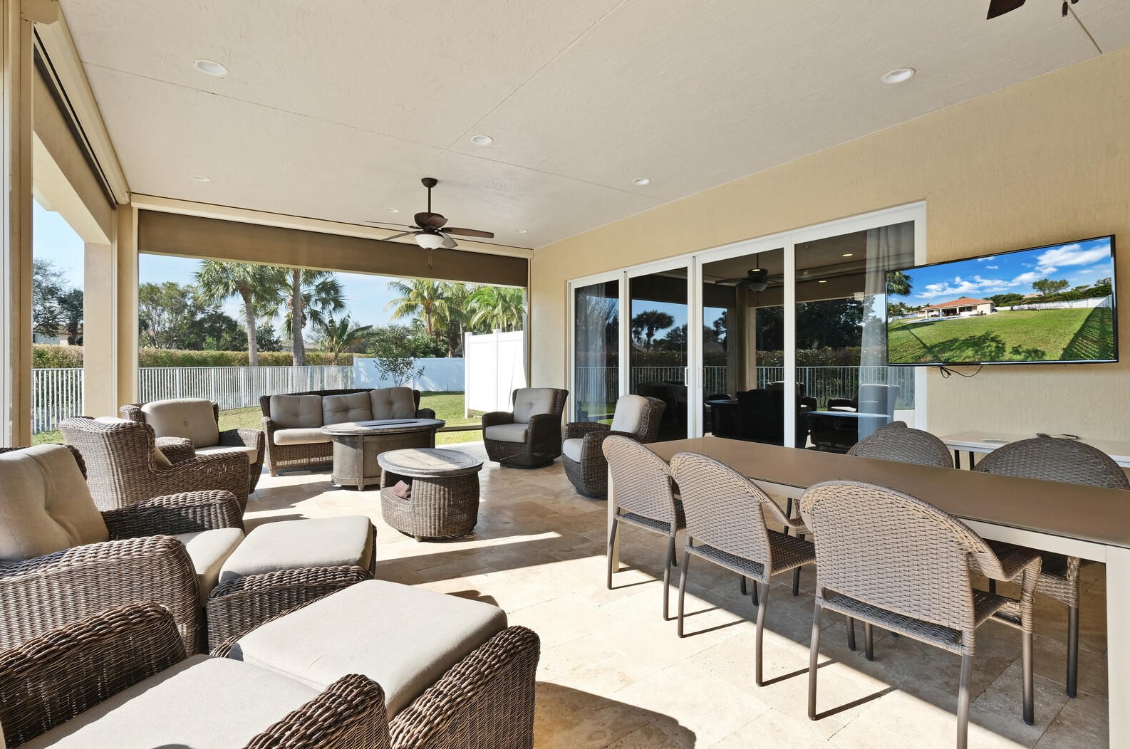 5329 Oakmont Vlg Cir, Lake Worth FL 33463-8202 exterior