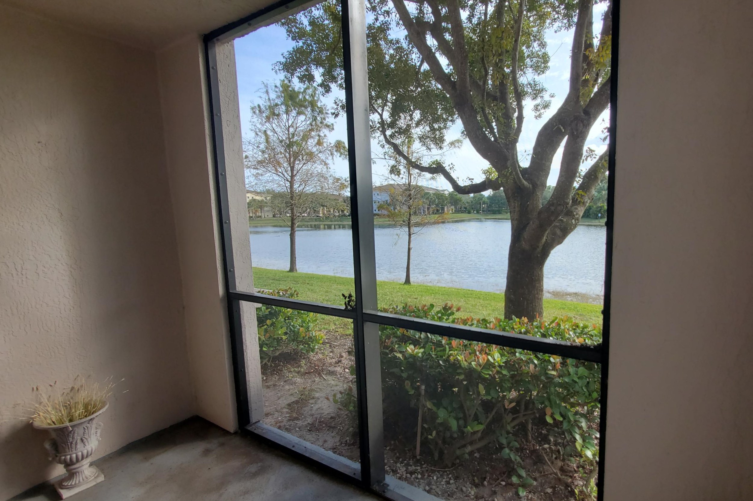 2812 Grande Pkwy Apt 111, West Palm Beach, FL 33410