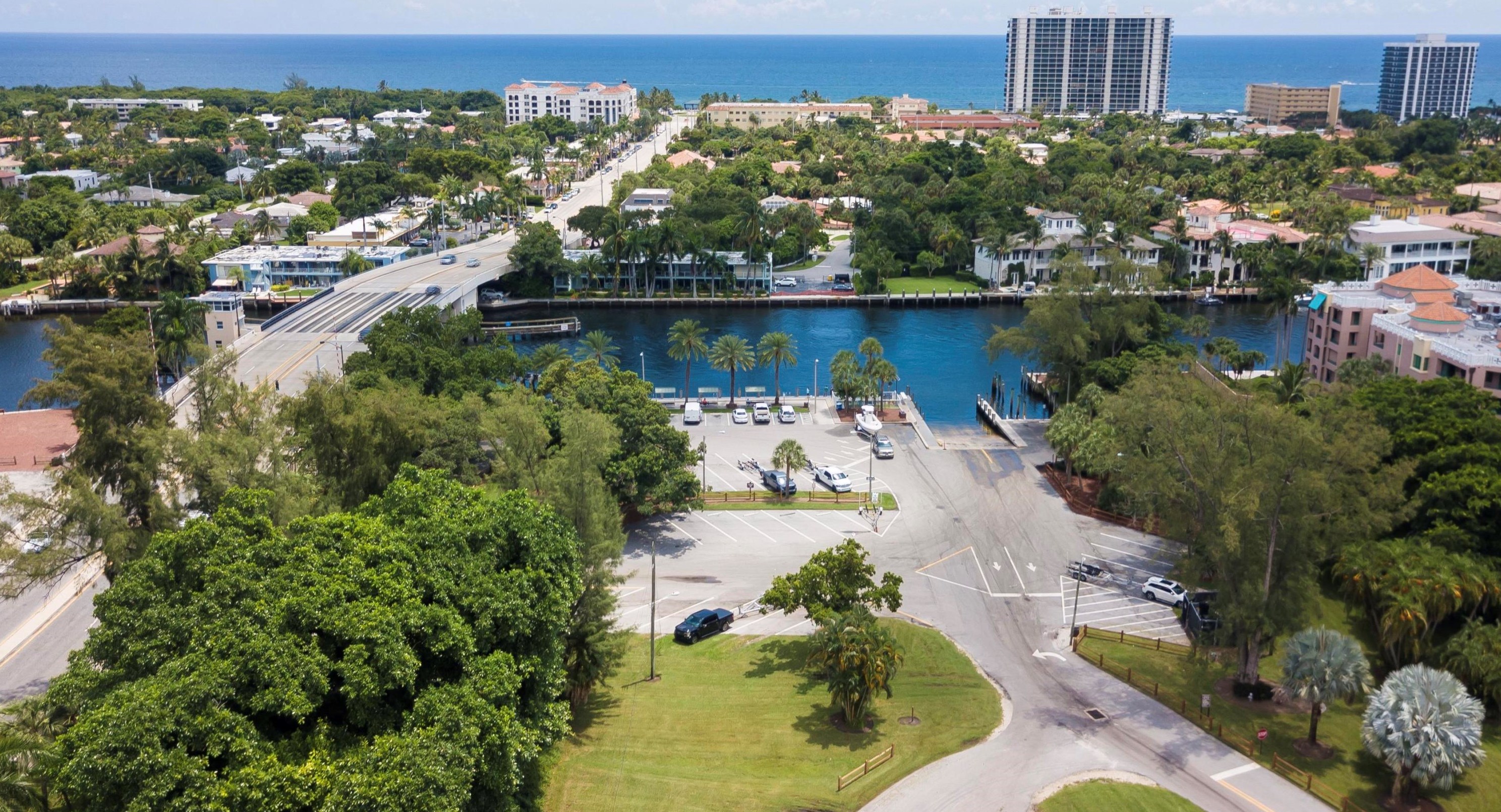 475 Royal Palm Rd, Boca Raton FL  33432-4673 exterior