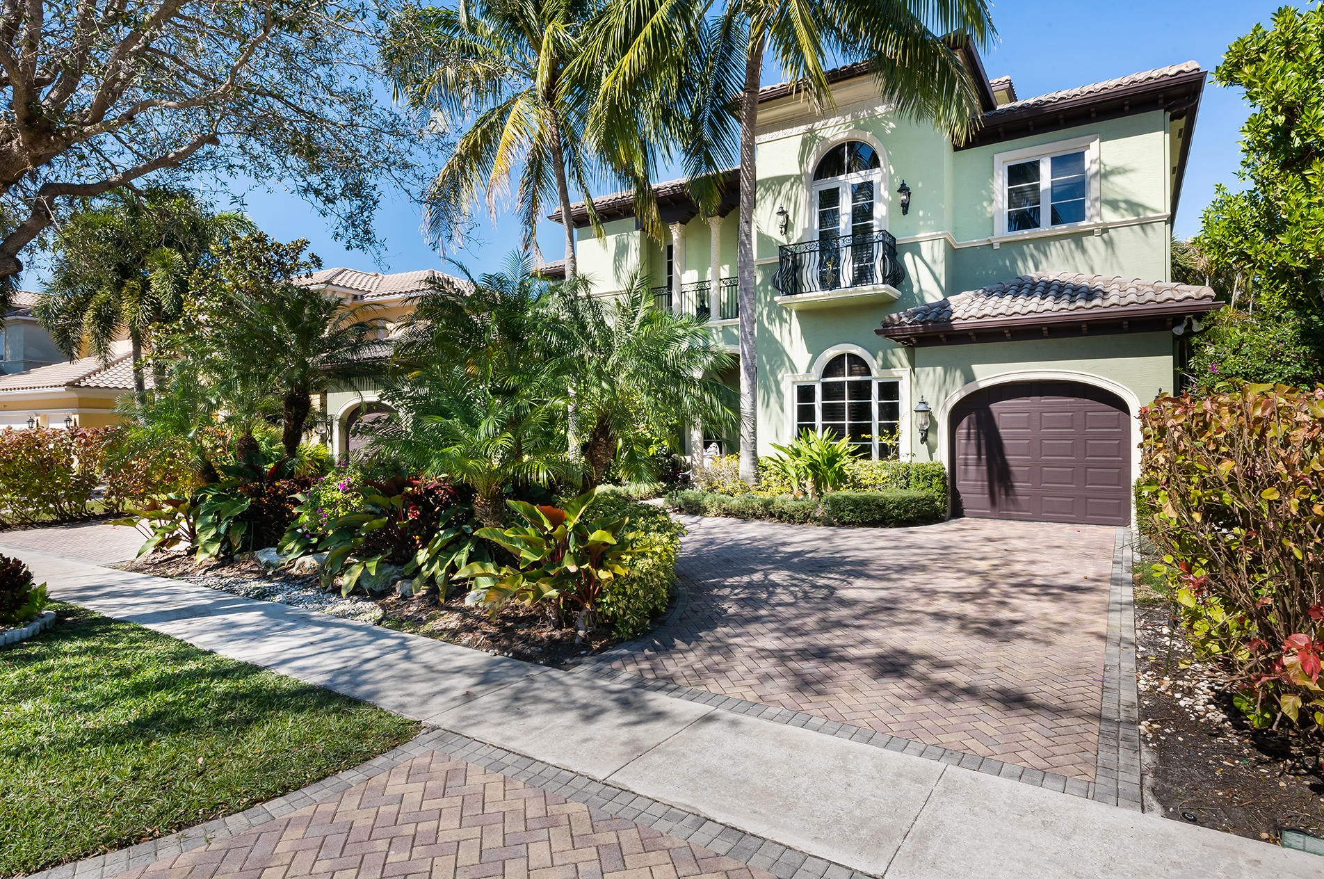 9629 Bridgebrook Dr, Boca Raton FL 33496-1025 exterior