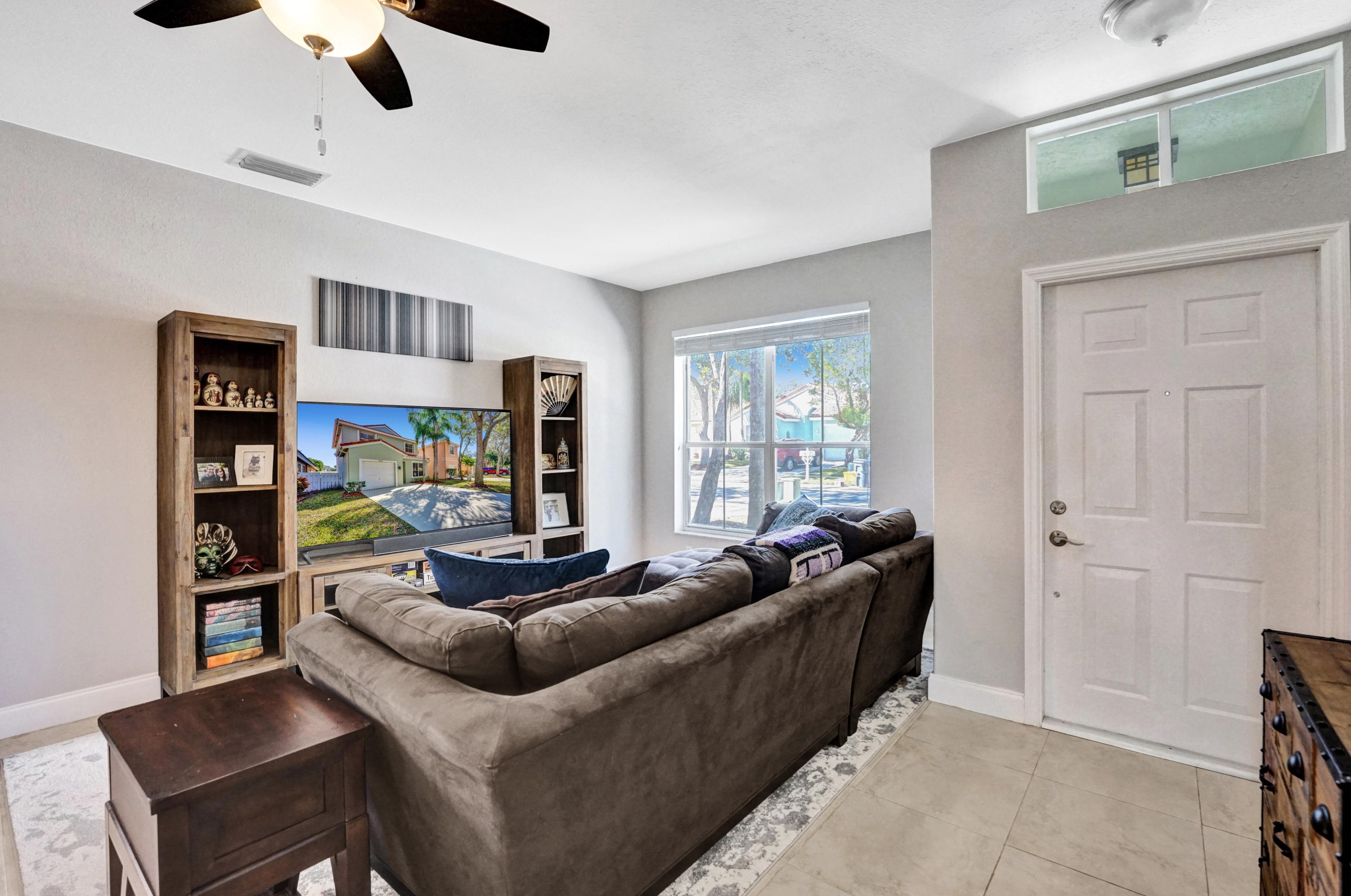 6716 Green Island Cir, Lake Worth, FL 33463-7001