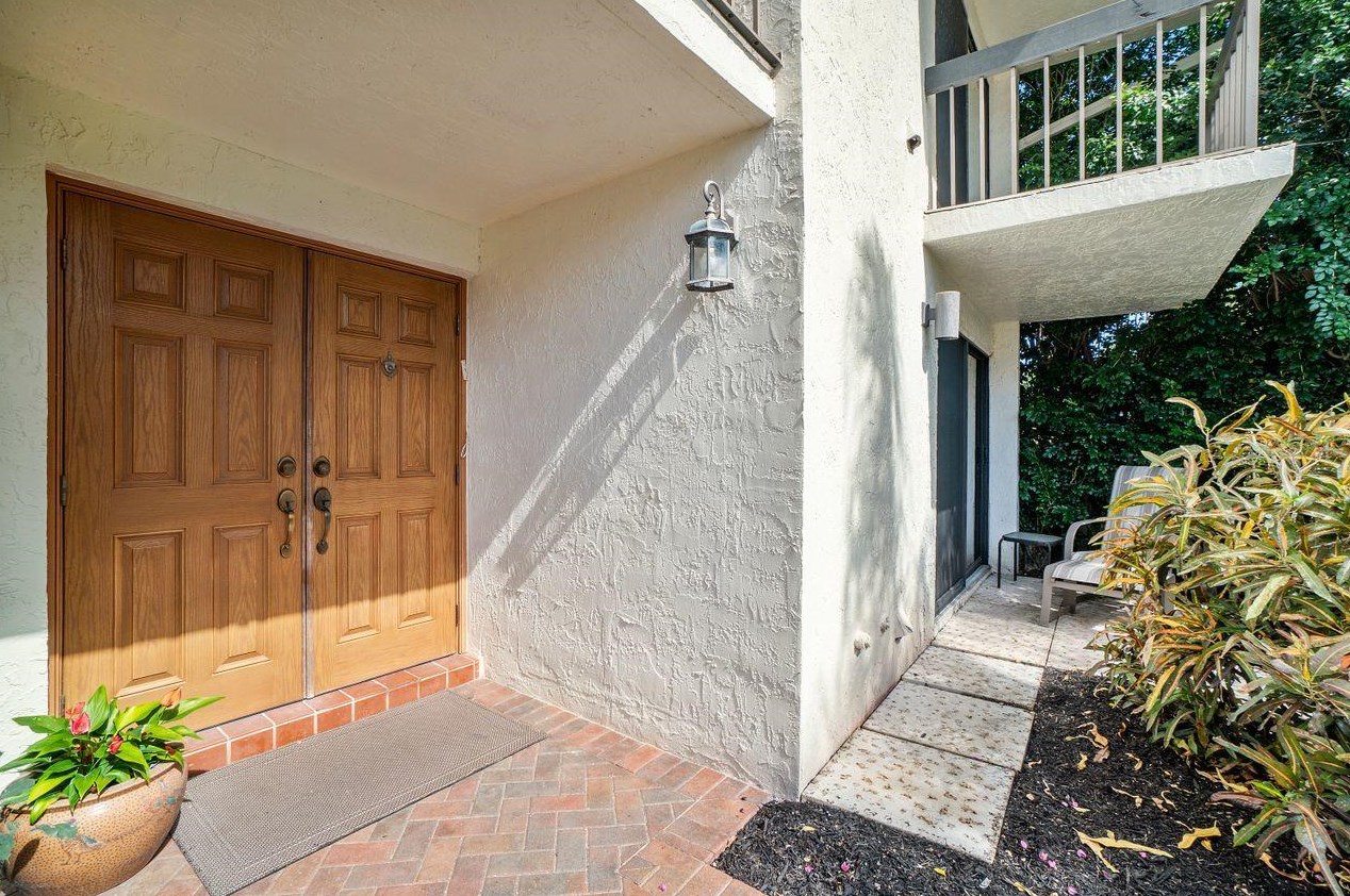 6864 Willow Wood Dr, Boca Raton, FL 33434-3525