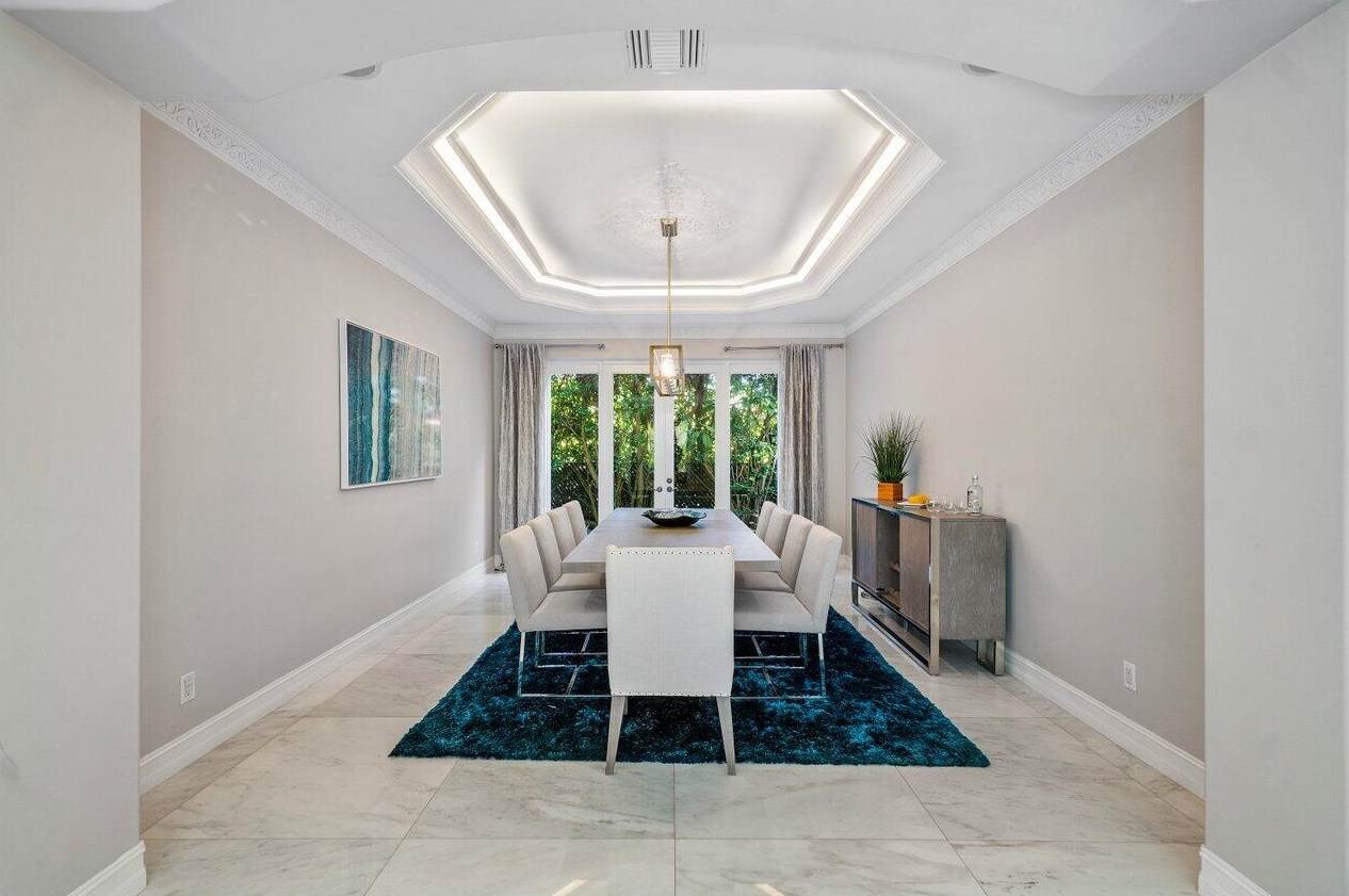 785 Lk Dr, Boca Raton FL 33432-6226 exterior