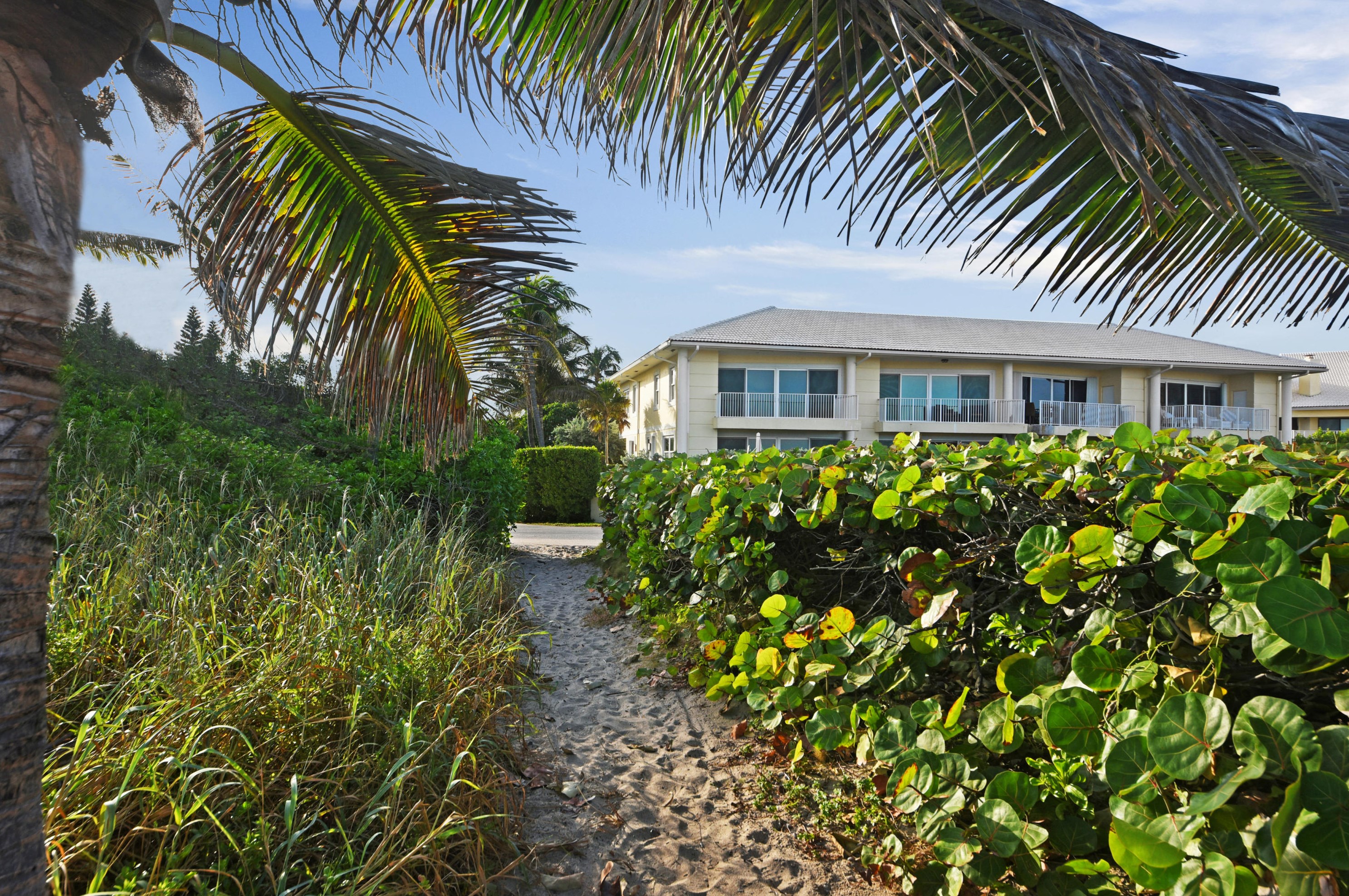 5111 N Ocean Blvd #c, Boynton Beach, FL