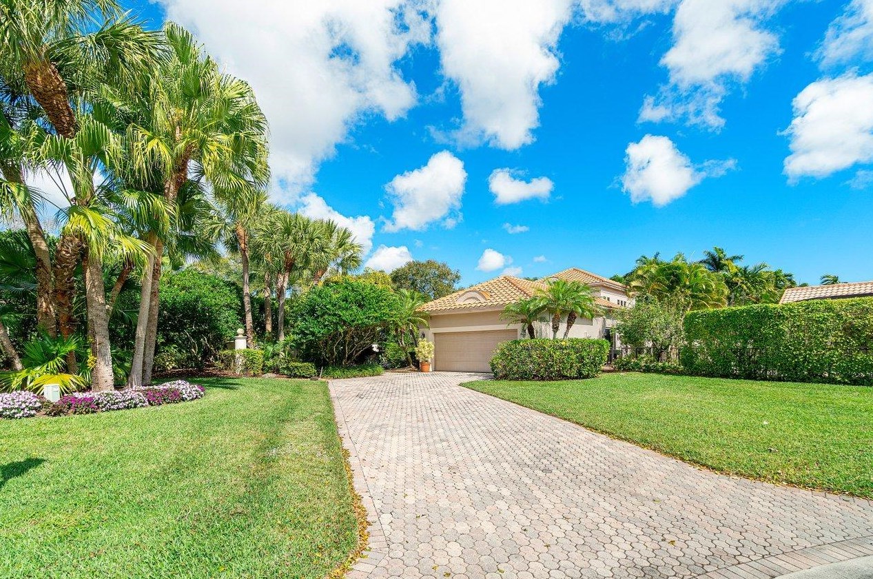 2485 53rd St, Boca Raton, FL 33496-2817