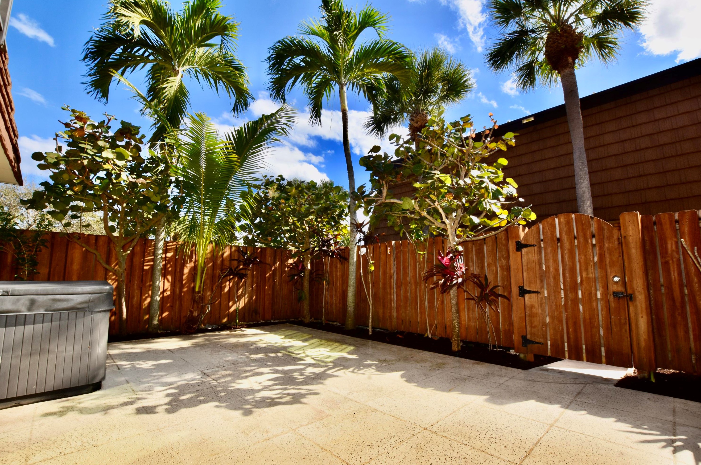 3075 30 Ct, Jupiter FL 33477-9362 exterior