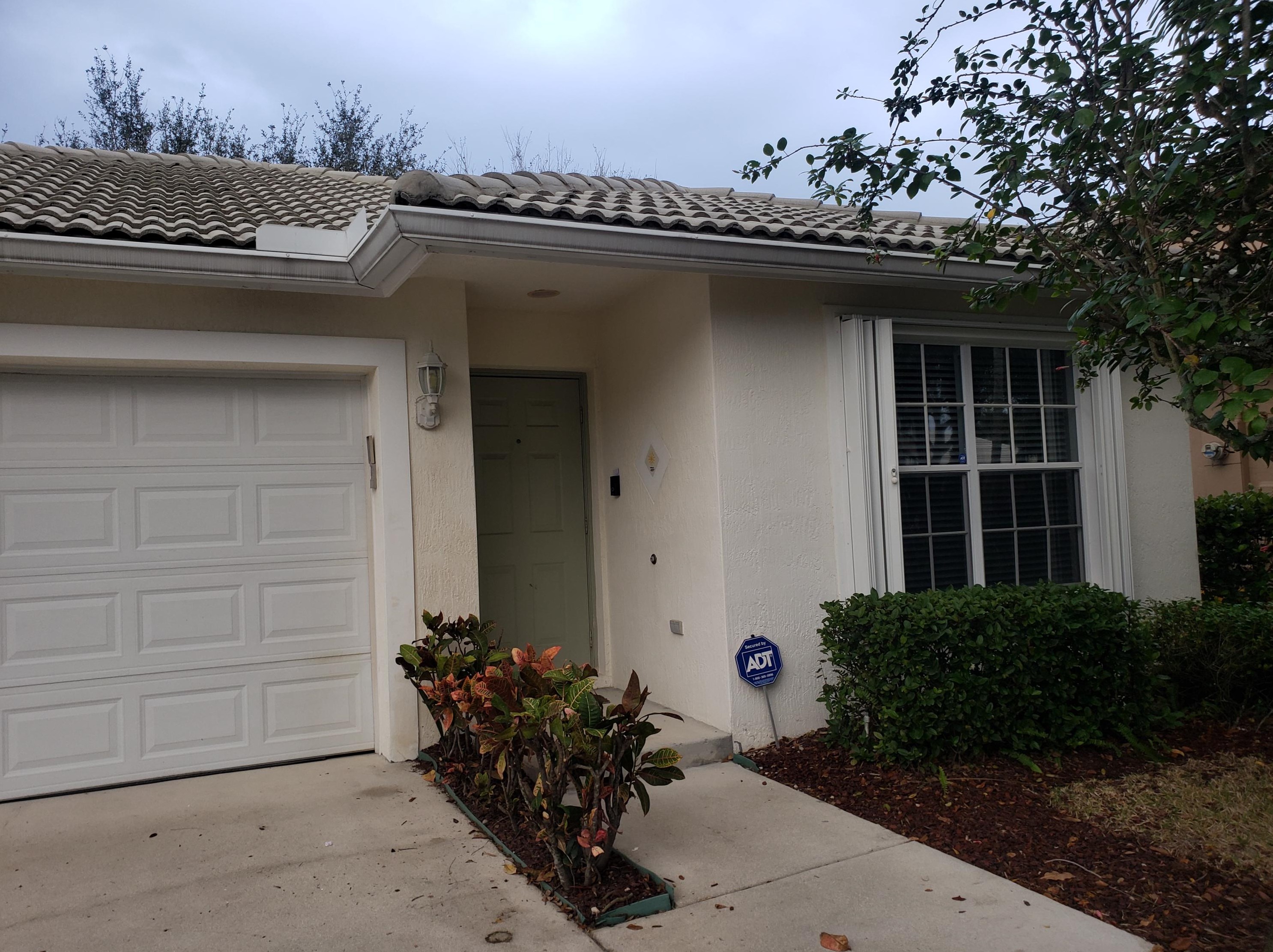 6880 Lantern Key Dr, Lake Worth, FL 33463-7466