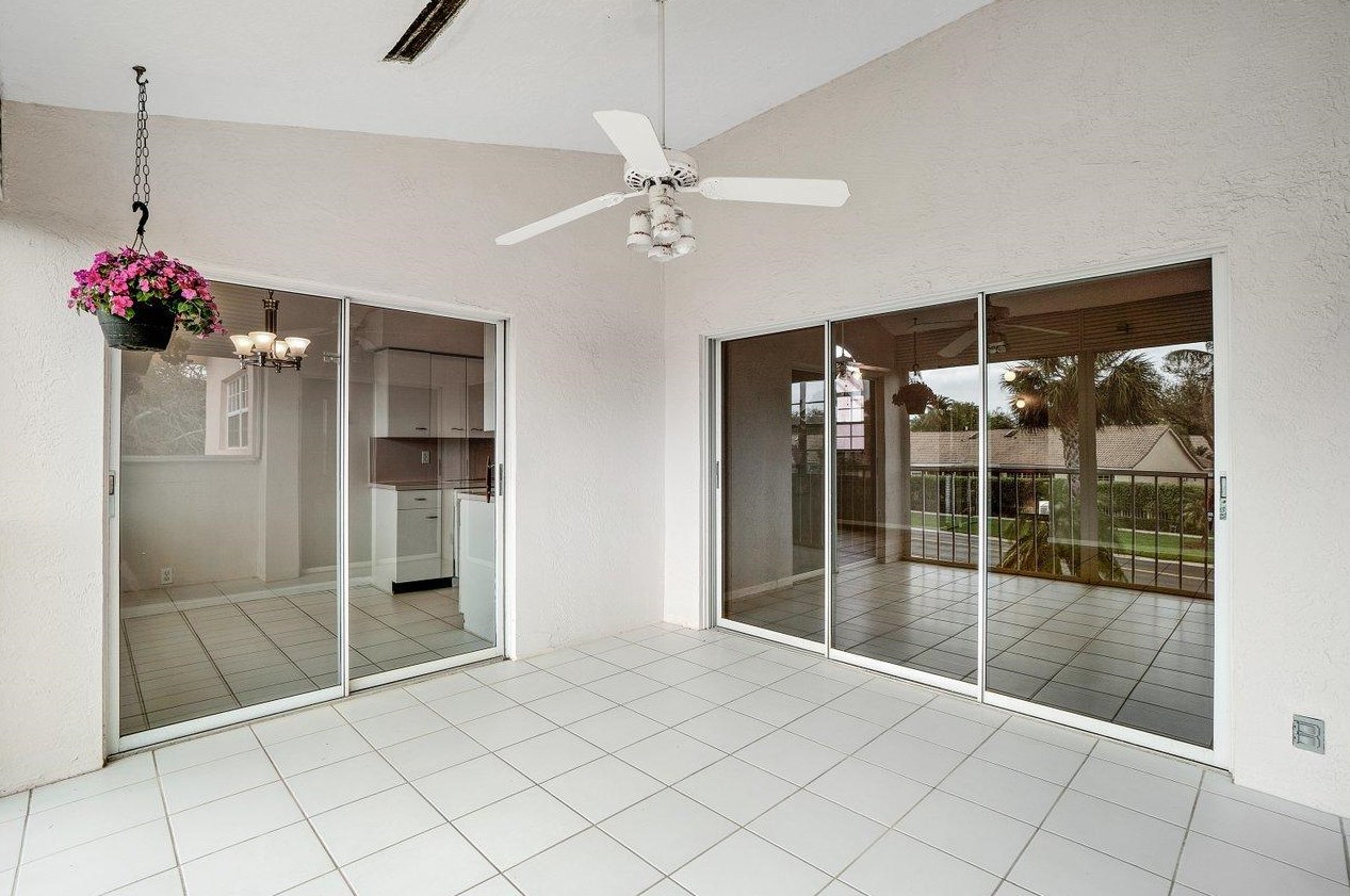 17274 Boca Club Blvd, Boca Raton, FL 33487-1287