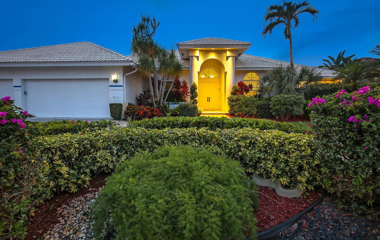 4872 Bocaire Blvd, Boca Raton, FL 33487-1160