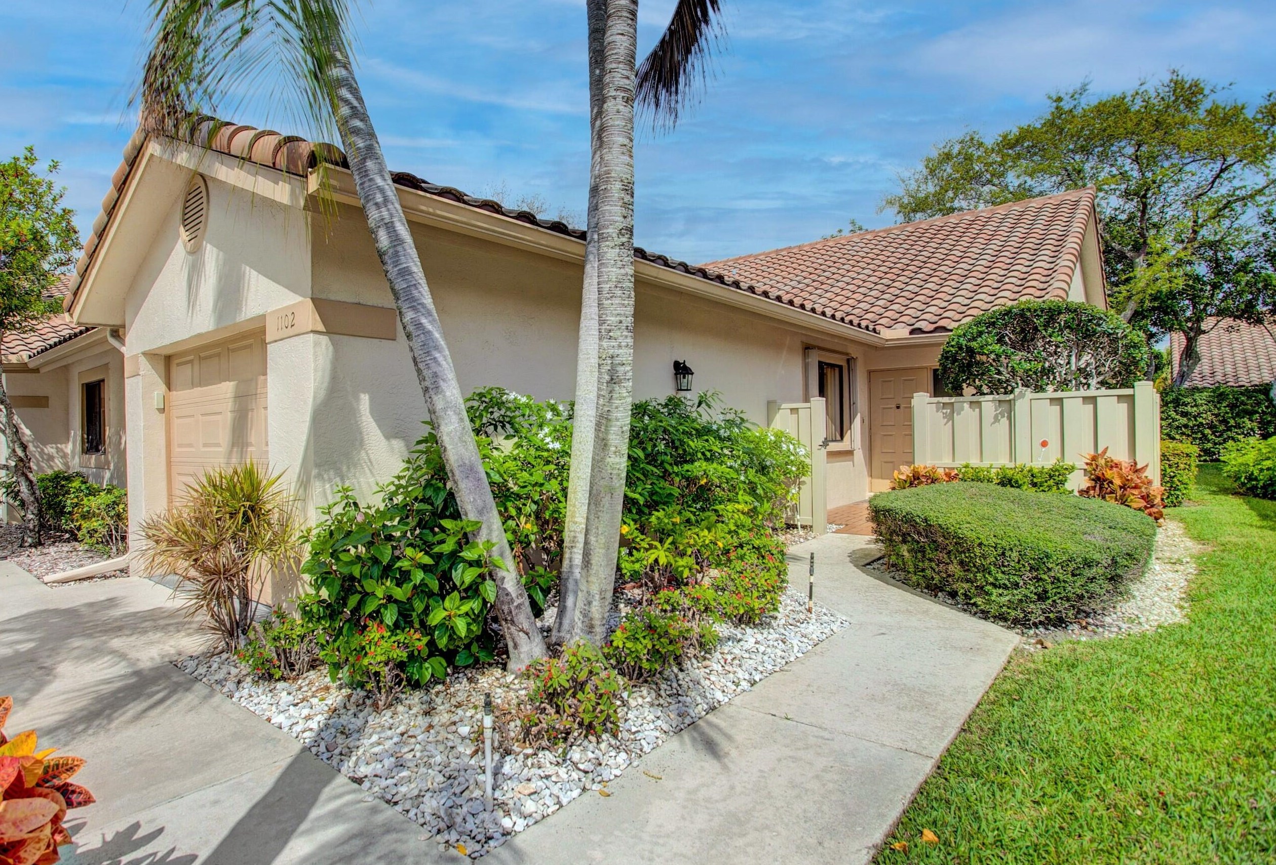 10065 53rd Way, Boynton Beach, FL 33437-1318