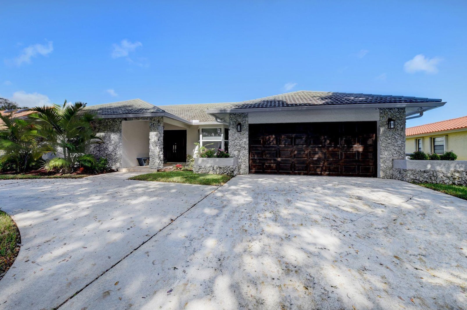 2621 39th St, Boca Raton, FL 33434-4443