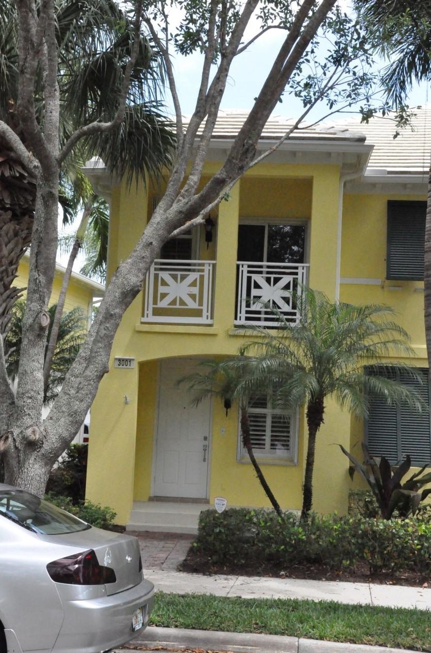 3001 Community Dr, Jupiter FL  33458-8217 exterior