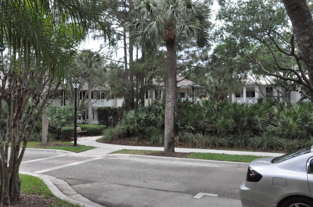 3001 Community Dr, Jupiter FL  33458-8217 exterior