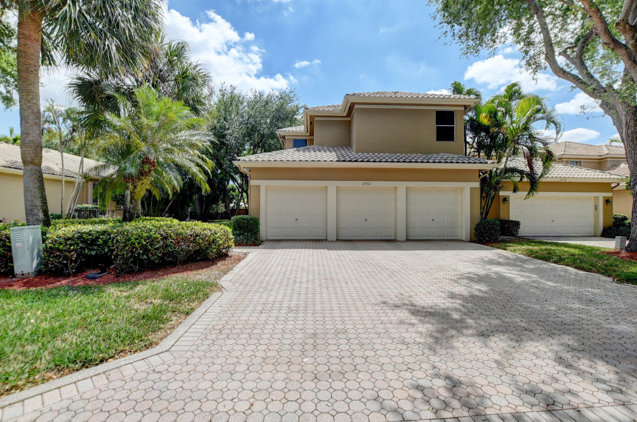 2456 67th St, Boca Raton, FL 33496-2003