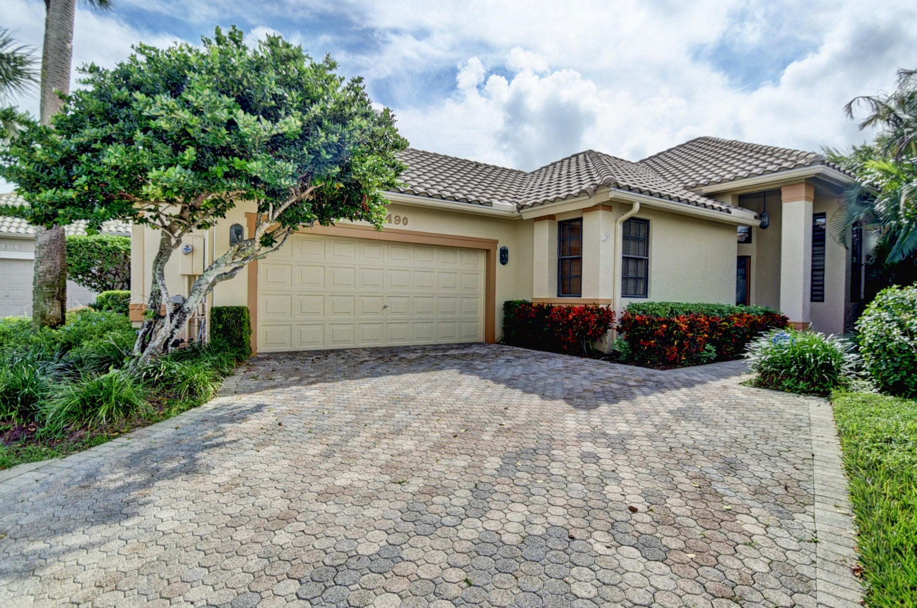 2490 63rd St, Boca Raton, FL 33496-3627