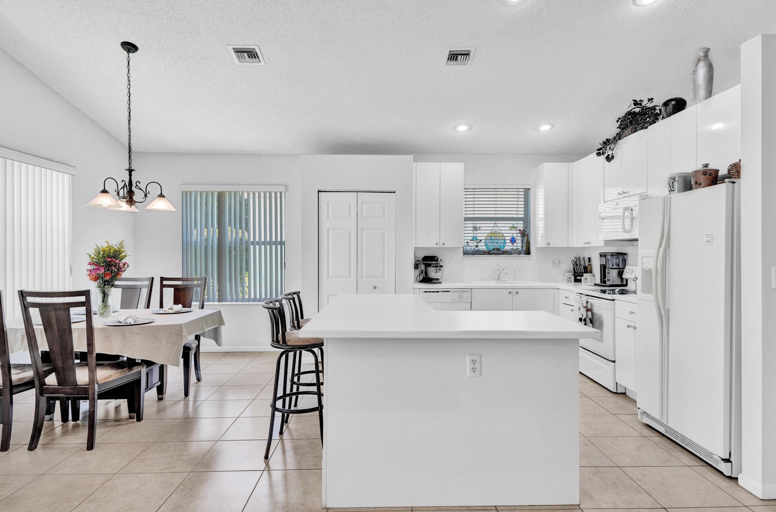 10431 Utopia Cir, Boynton Beach, FL 33437-5543