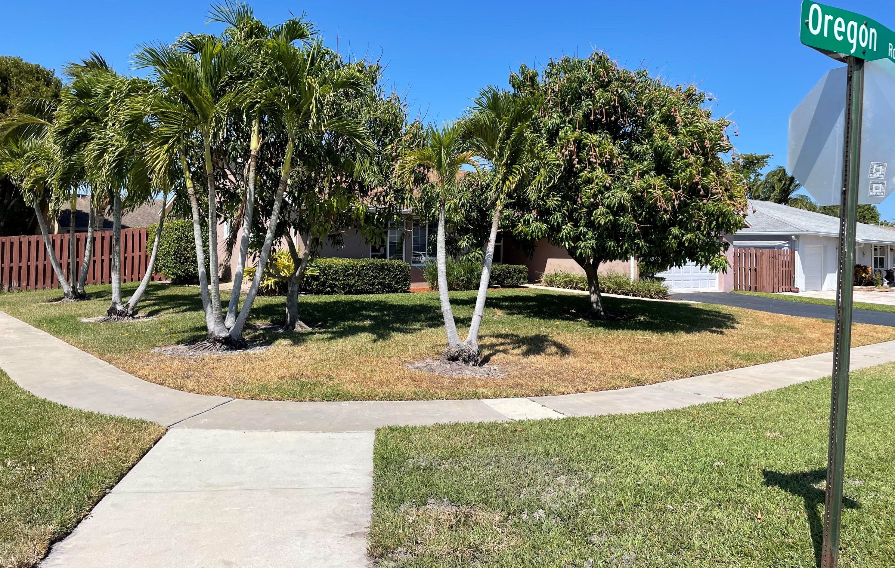 9751 Oregon Rd, Boca Raton, FL 33434