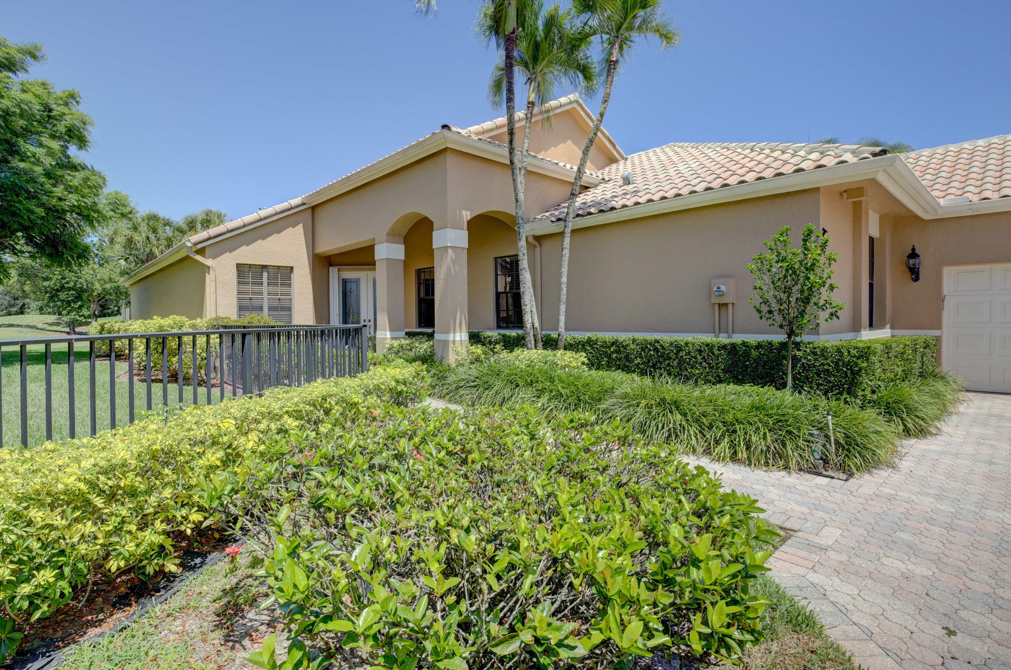 10134 Dover Carriage Ln, Lake Worth, FL 33449-8116